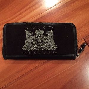 Juicy Couture Zip Wallet